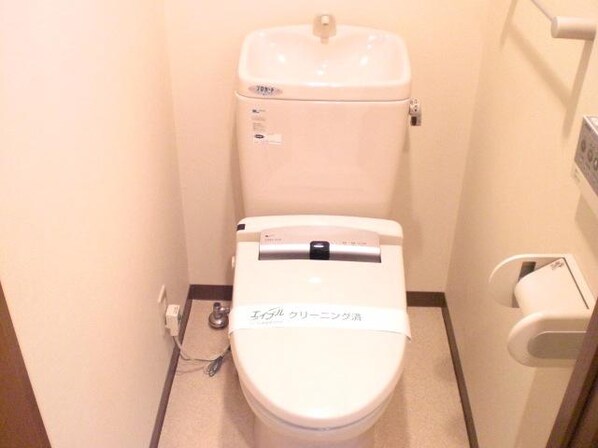 メゾンルミエールの物件内観写真